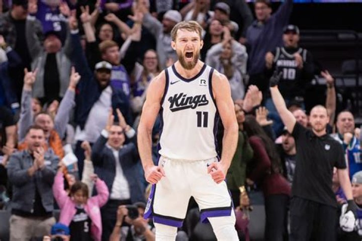 Domantas Sabonis a nonparticipant during Tuesday's shootaround