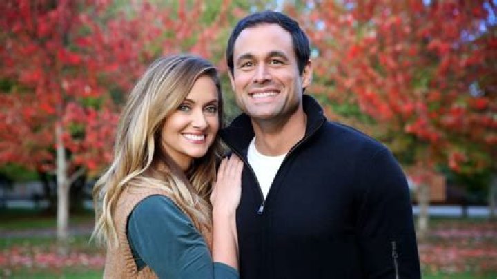 Explore The Life Of Molly Mesnick: Age, Career, And More
