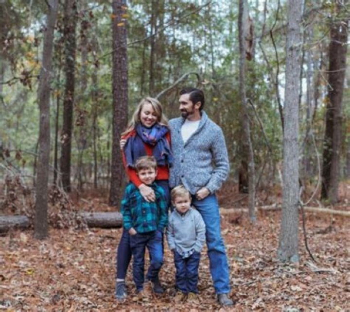 The Untold Truth About Christina Robinson's Husband
